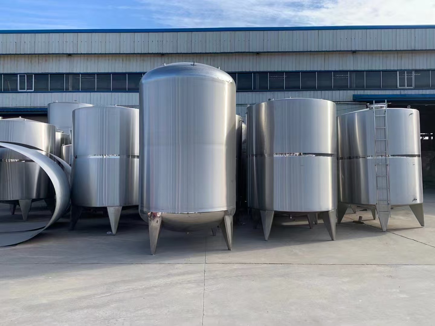 梁山匠心制罐有限公司