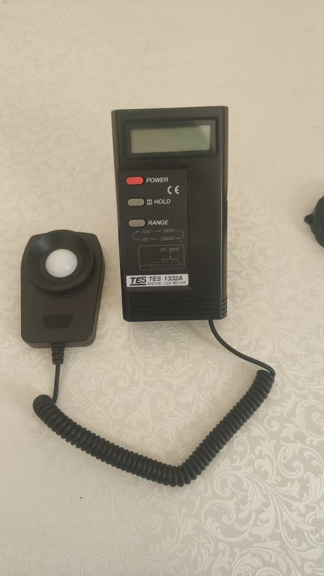 手持式高精度液晶顯示數(shù)字照度計