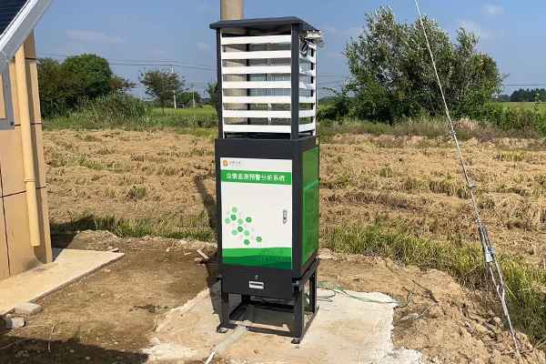 智能蟲情測報(bào)燈