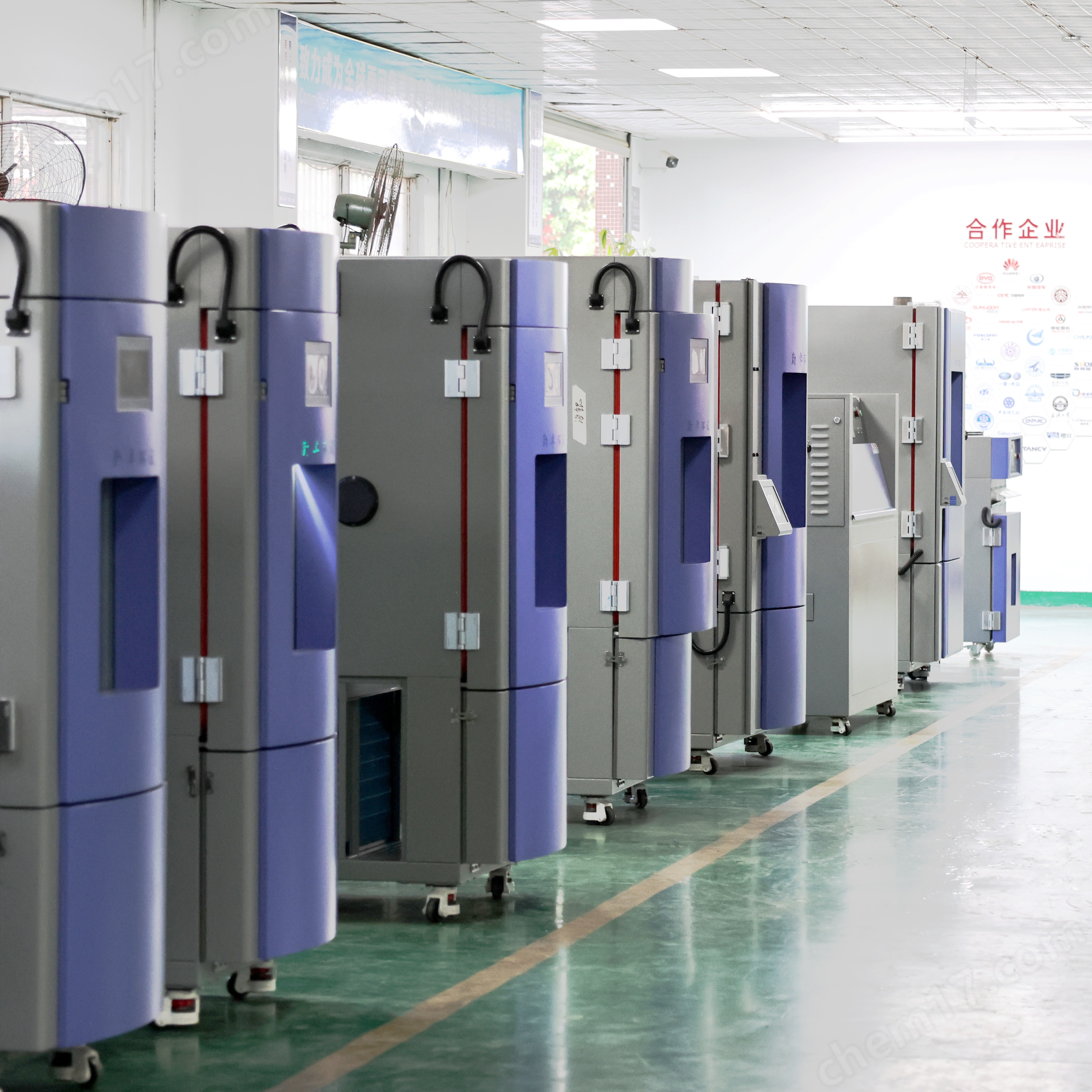 電子產(chǎn)品專用恒溫恒濕實驗箱