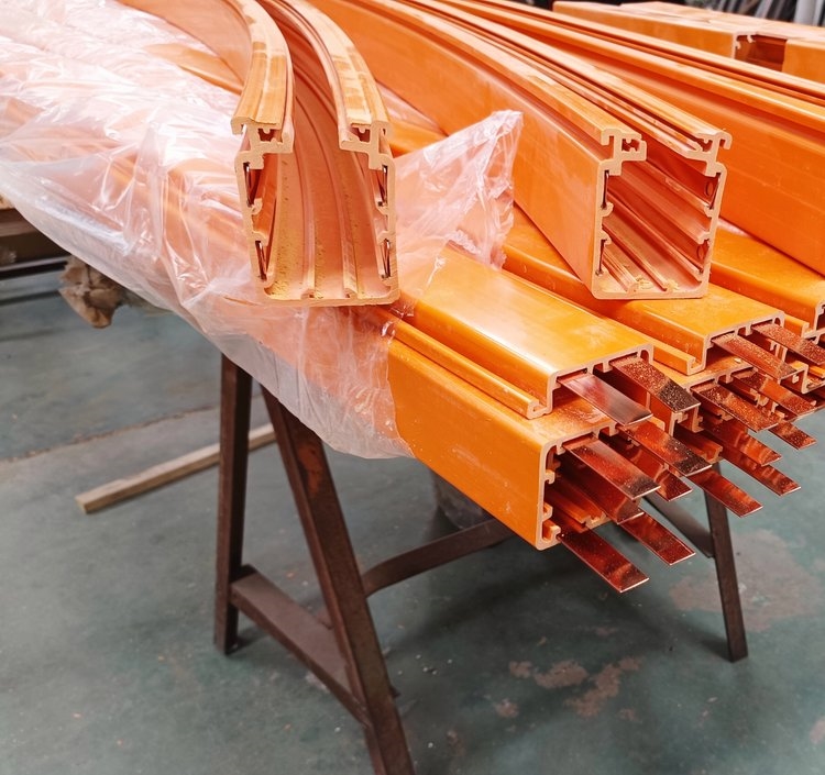 塑料外壳多极管式滑触线